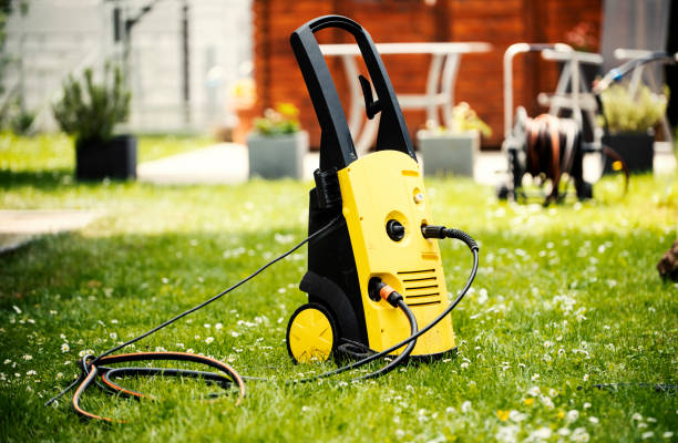 Best Animal Enclosure Cleaning  in Woodfield, SC